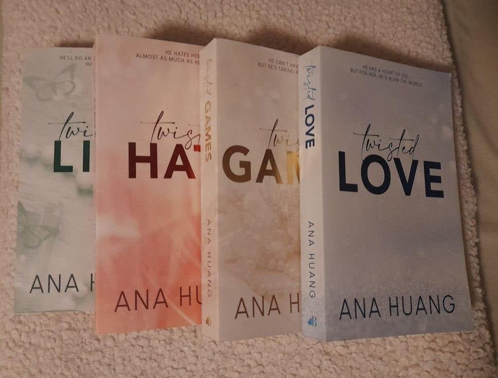 Twisted serie van Ana Huang, Boeken, Romans, Wereld overig, Ophalen of Verzenden, Zo goed als nieuw, Ana Huang