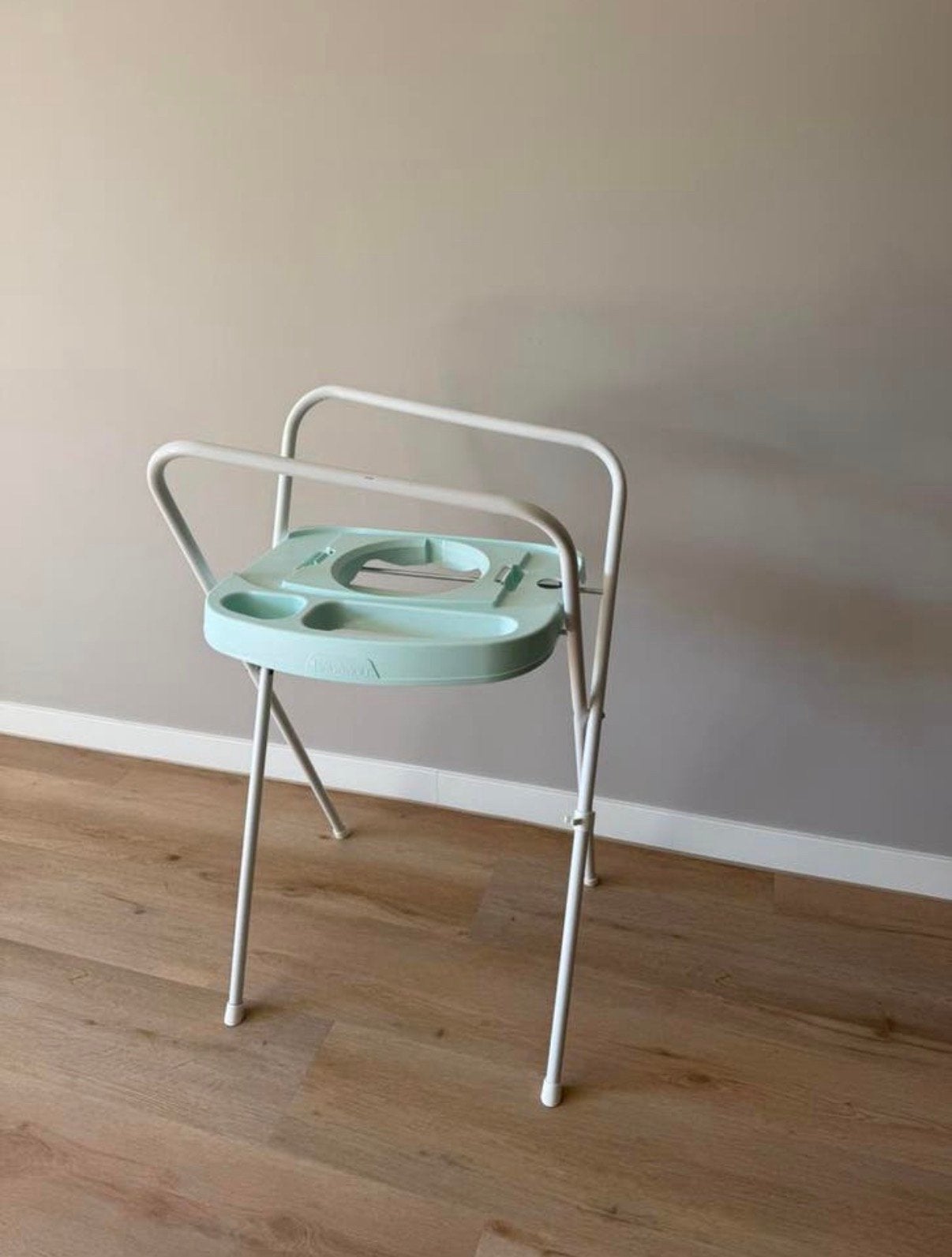 Badstandaard baby badje Bébéjou, Ophalen, Zo goed als nieuw, Badje