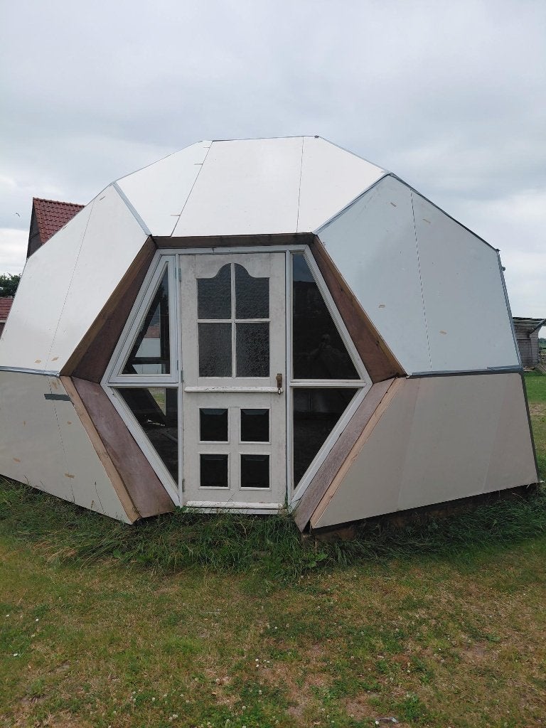 tinyhouse/mancave, Tot en met 2