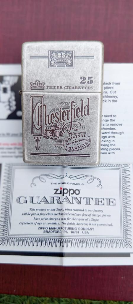 Zeldzame Zippo Chesterfield – NIEUW – Antique Silver (1998), Verzamelen, Ophalen of Verzenden, Nieuw, Aansteker