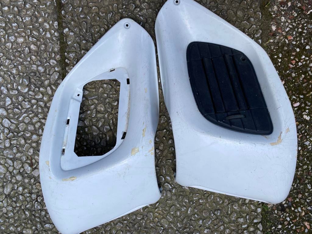 Gilera runner radiator kap, Motoren, Ophalen of Verzenden