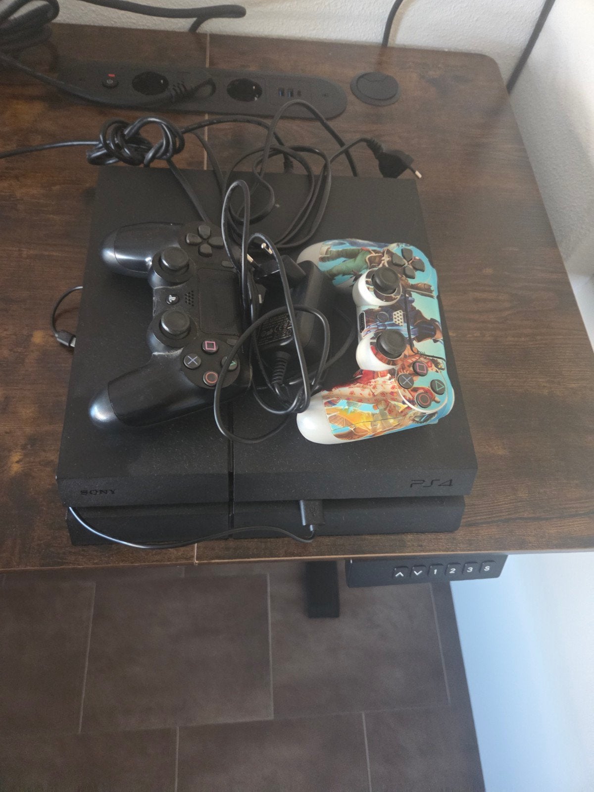 PlayStation 4 (PS4) 1 TB - CUH-1216B met 2 controllers, Gebruikt, Met 2 controllers, Ophalen of Verzenden, 1 TB