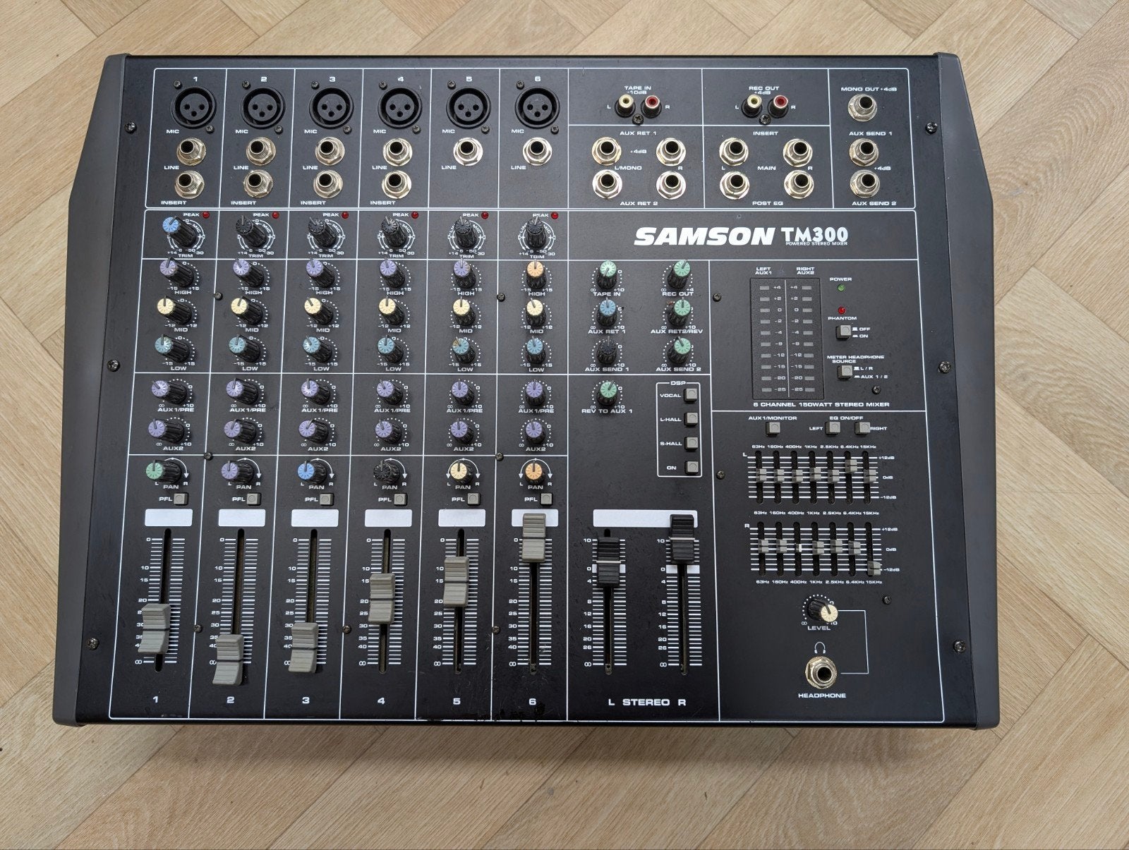 Samson TM300 Powermixer – Handige 6-kanaals zanginstallatie ...