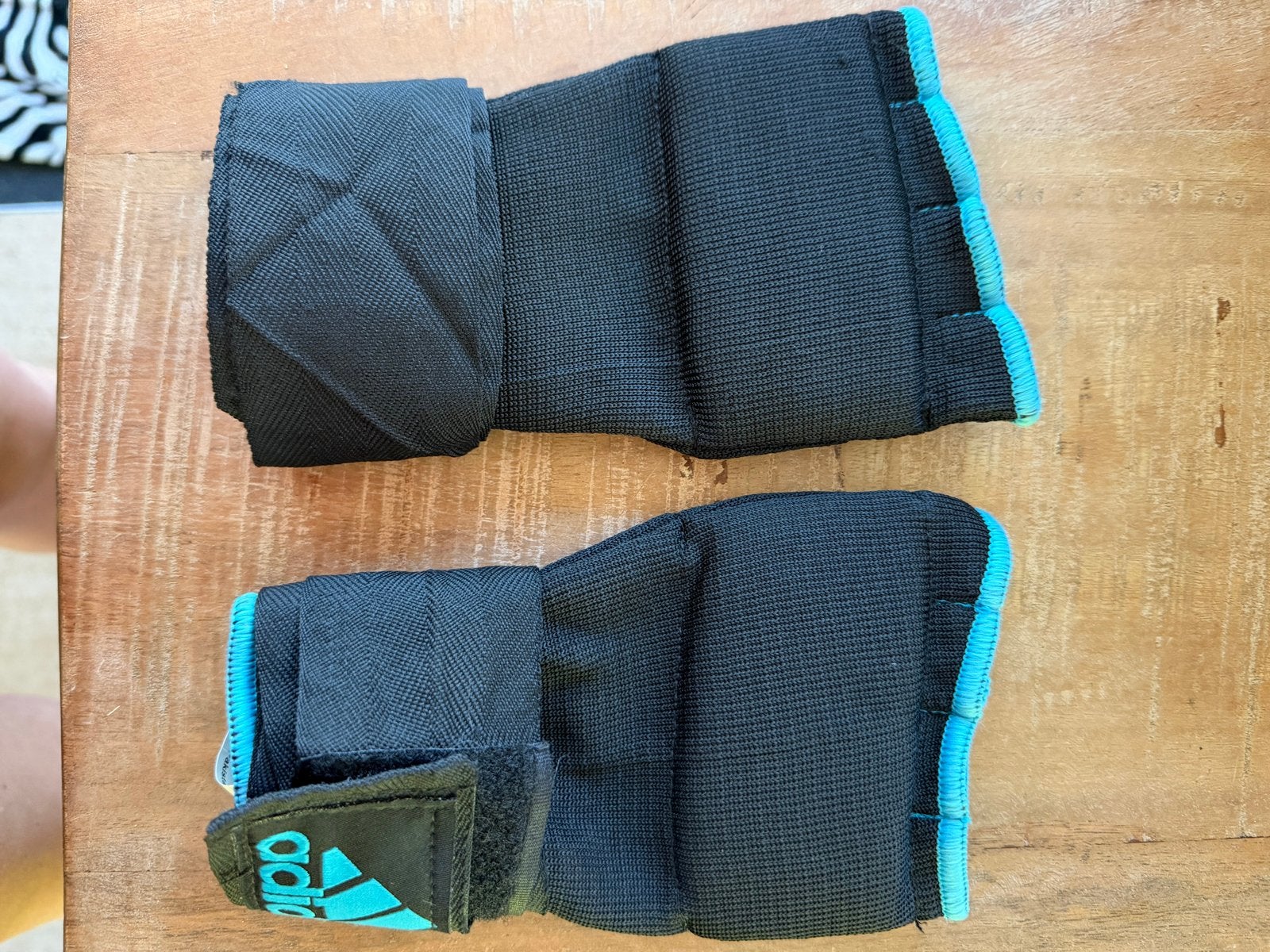 Adidas Boksbandages - Maat M - Zwart/Blauw, Gebruikt, Overige, Vechtsportbescherming, Maat M