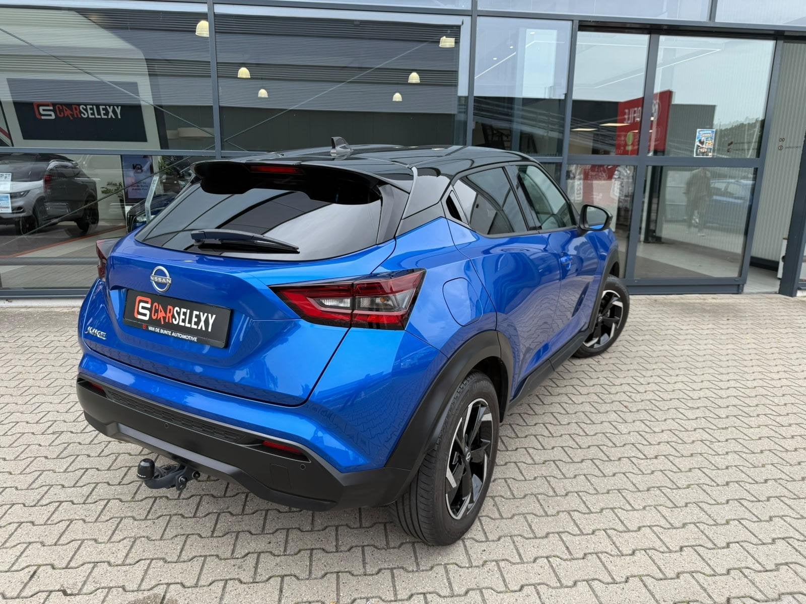Nissan Juke 1.0 DIG-T N-Connecta *Trekhaak & Stoelverwarming, 12 maanden, Stof, Euro 6, Blauw