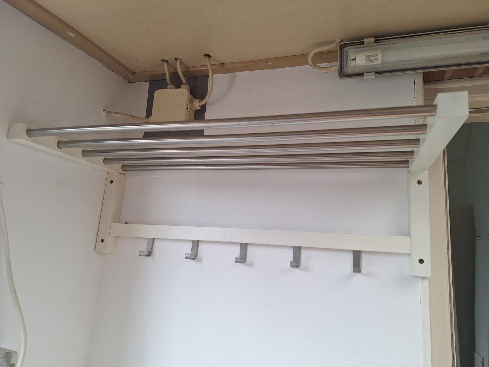 Kapstok voor aan de wand; ikea serie TJUSIG, Huis en Inrichting, Woonaccessoires | Kapstokken, Gebruikt, Minder dan 100 cm, Hout