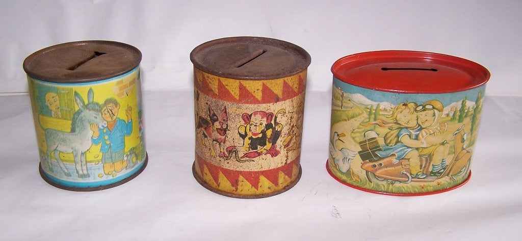 3 vintage blikken spaarpotten. Igs., Verzamelen, Spaarpotten, Ophalen of Verzenden, Gebruikt, Metaal of Blik, Overige thema's