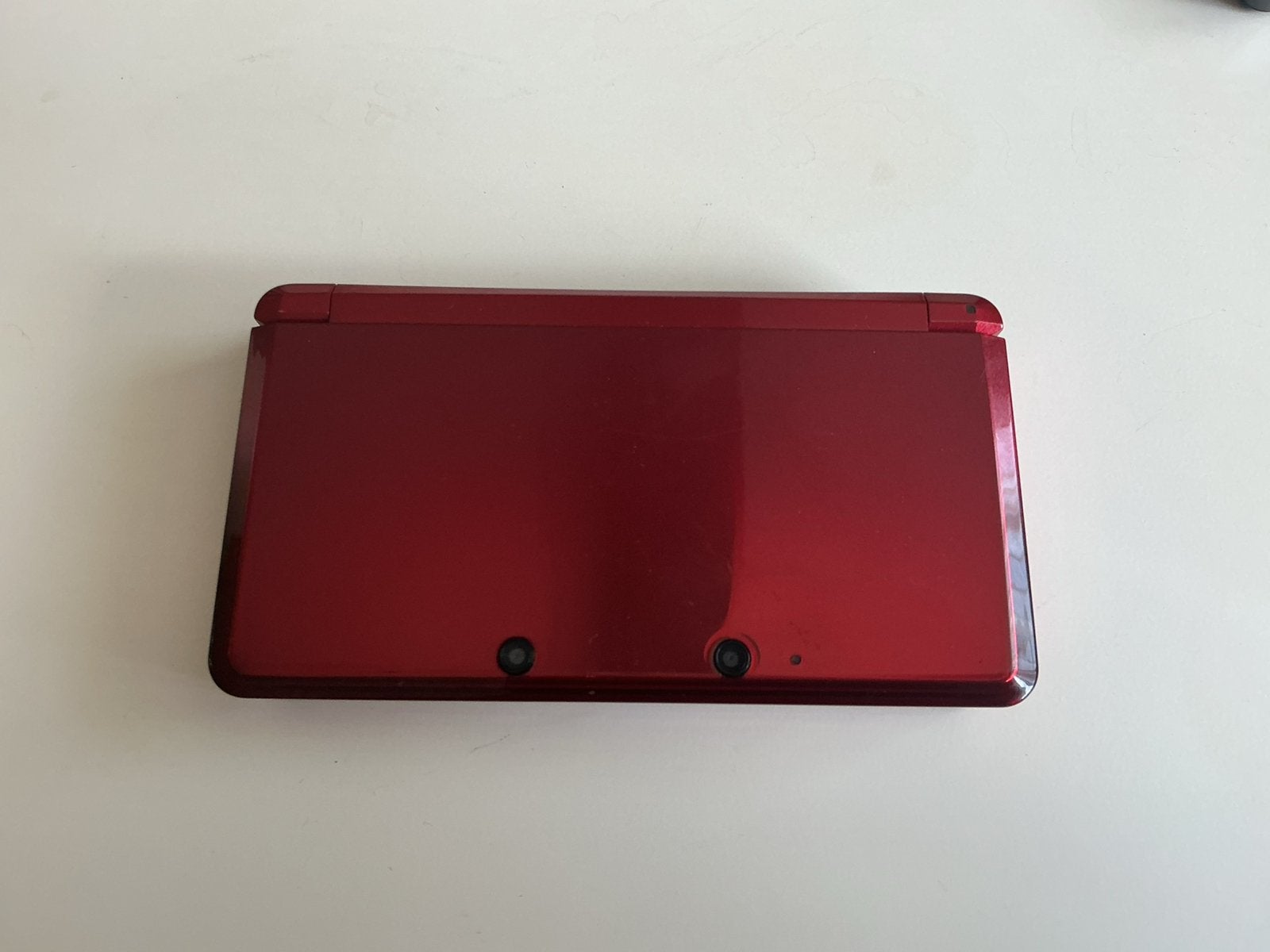 3DS Red Metallic, Uitstekende staat., Ophalen of Verzenden, Zo goed als nieuw, Rood, 3DS