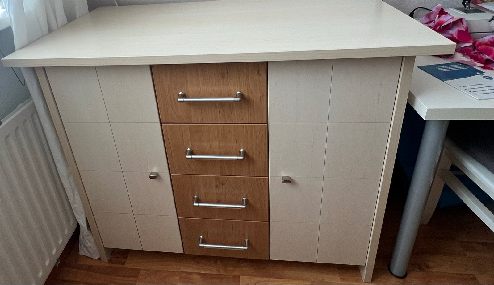 Complete babykamer: Commode, kast en ledikant, Ophalen, 50 tot 70 cm, 100 cm of meer, Zo goed als nieuw