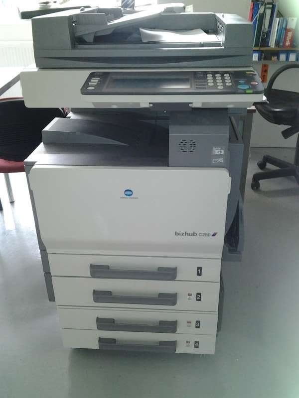 Minolta Bizhub C250, Computers en Software, Printers, Ophalen, Gebruikt, All-in-one, Konica Minolta