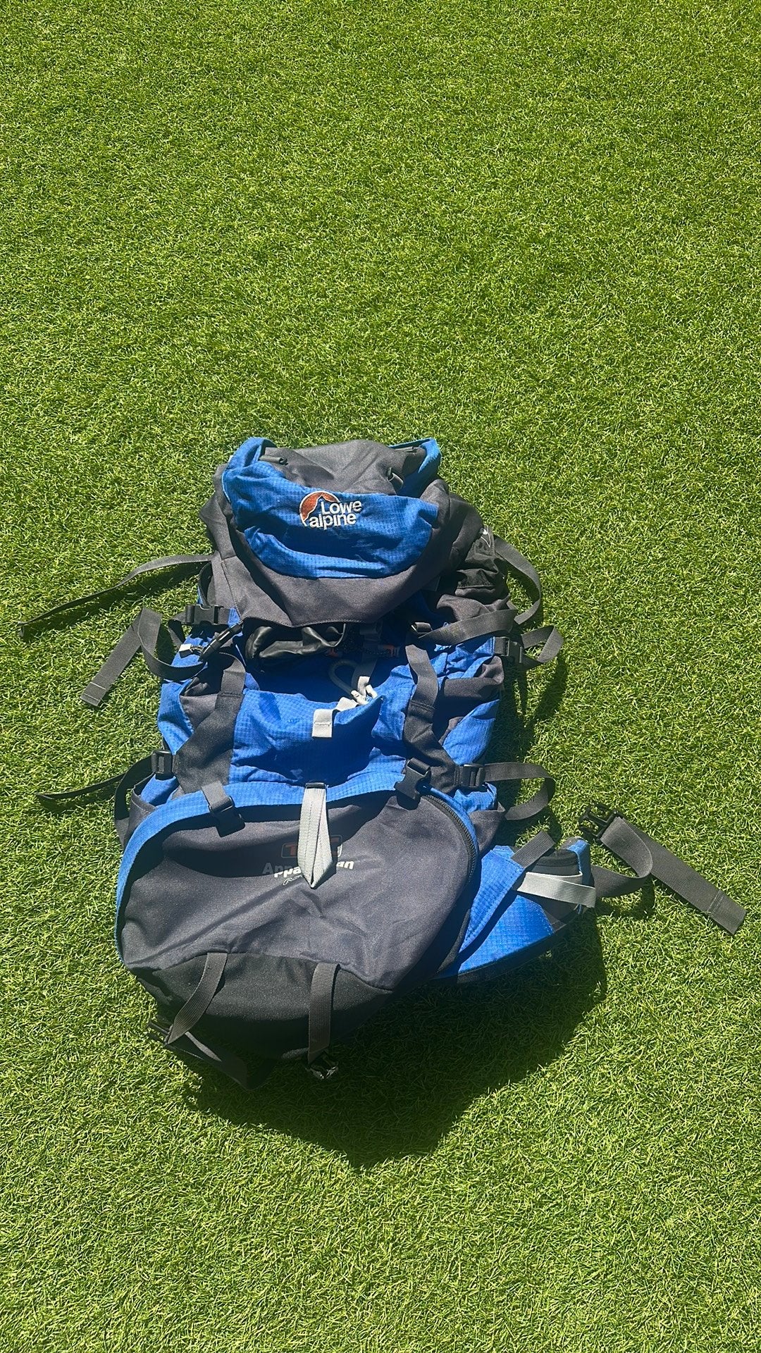 Lowe Alpine Appalachian 65+15 backpack, Ophalen, 30 cm of meer, Blauw, Zo goed als nieuw
