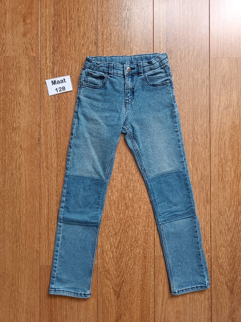 Hema spijkerbroek maat 128 lichtblauw/regular fit, Kinderen en Baby's, Broek, Gebruikt, Ophalen of Verzenden, Hema