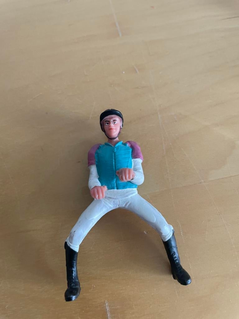 Schleich ruiters en zadels, Ophalen of Verzenden, Zo goed als nieuw
