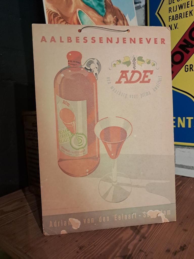 Adrianus van den Eelaart jenever kartonnen reclame bordje, Ophalen of Verzenden, Reclamebord