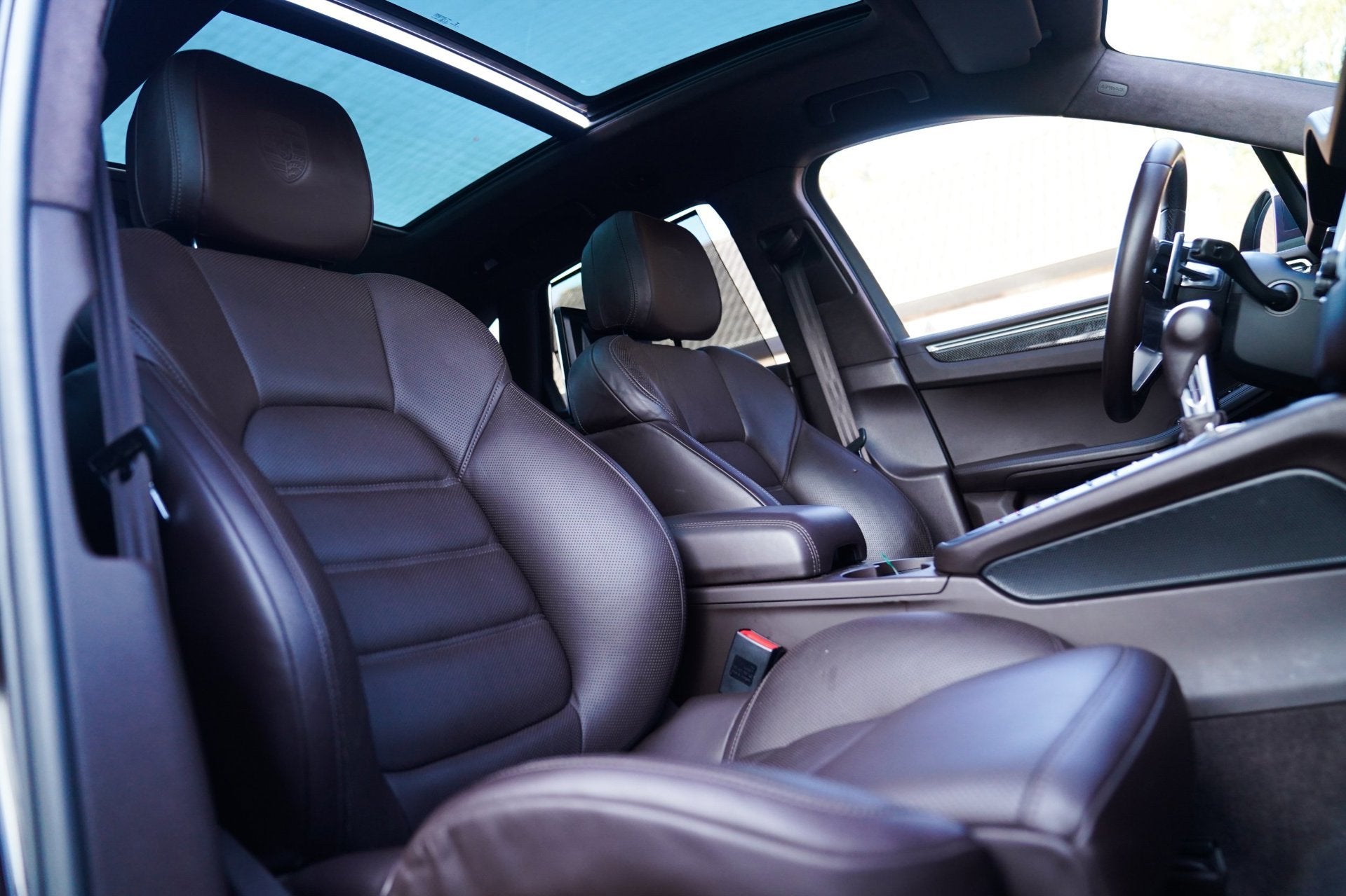 Porsche Macan 3.6 Turbo Exclusive Performance Edition 441PK, Automaat, Gebruikt, Euro 6, Bruin