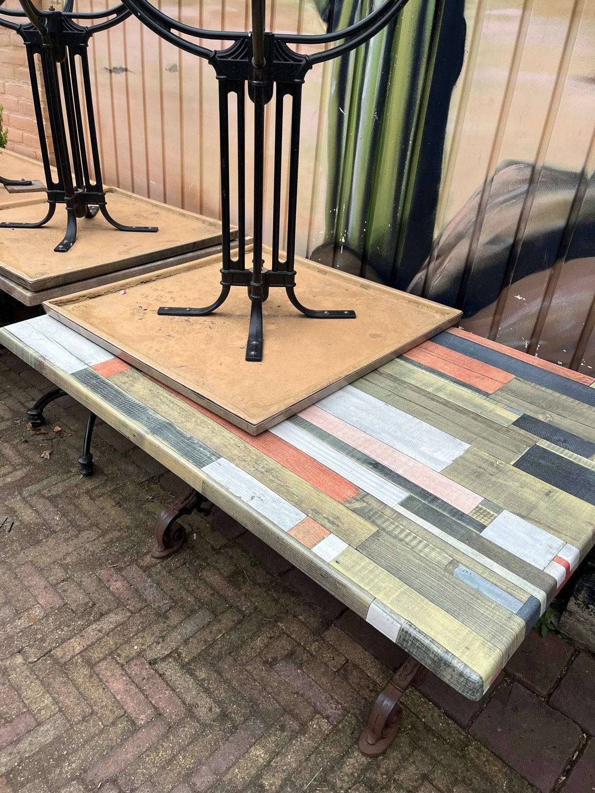 Gekleurde tafels in 2 verschillende maten, Huis en Inrichting, Tafels | Eettafels, Gebruikt, 100 tot 150 cm, Rechthoekig, 50 tot 100 cm