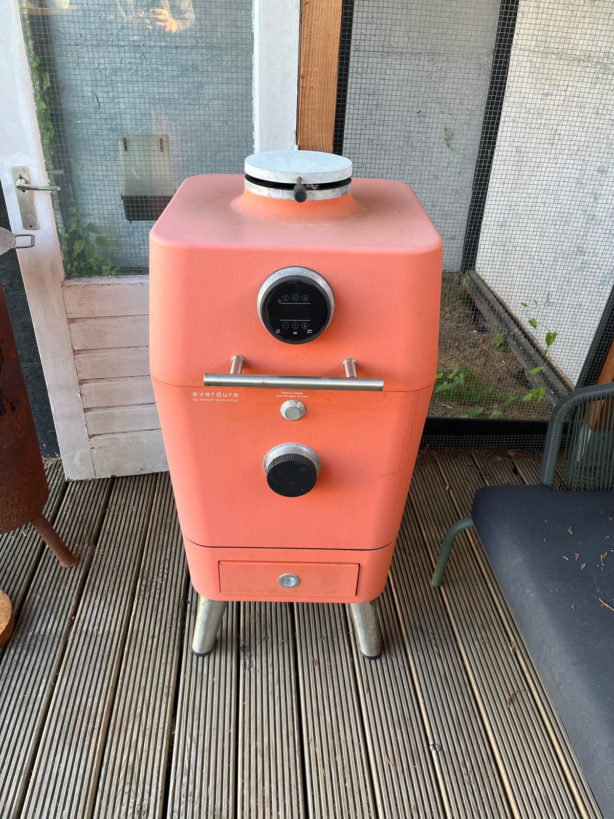 Everdure 4K BBQ - Werkt goed, inclusief roosters, Ophalen, Gebruikt
