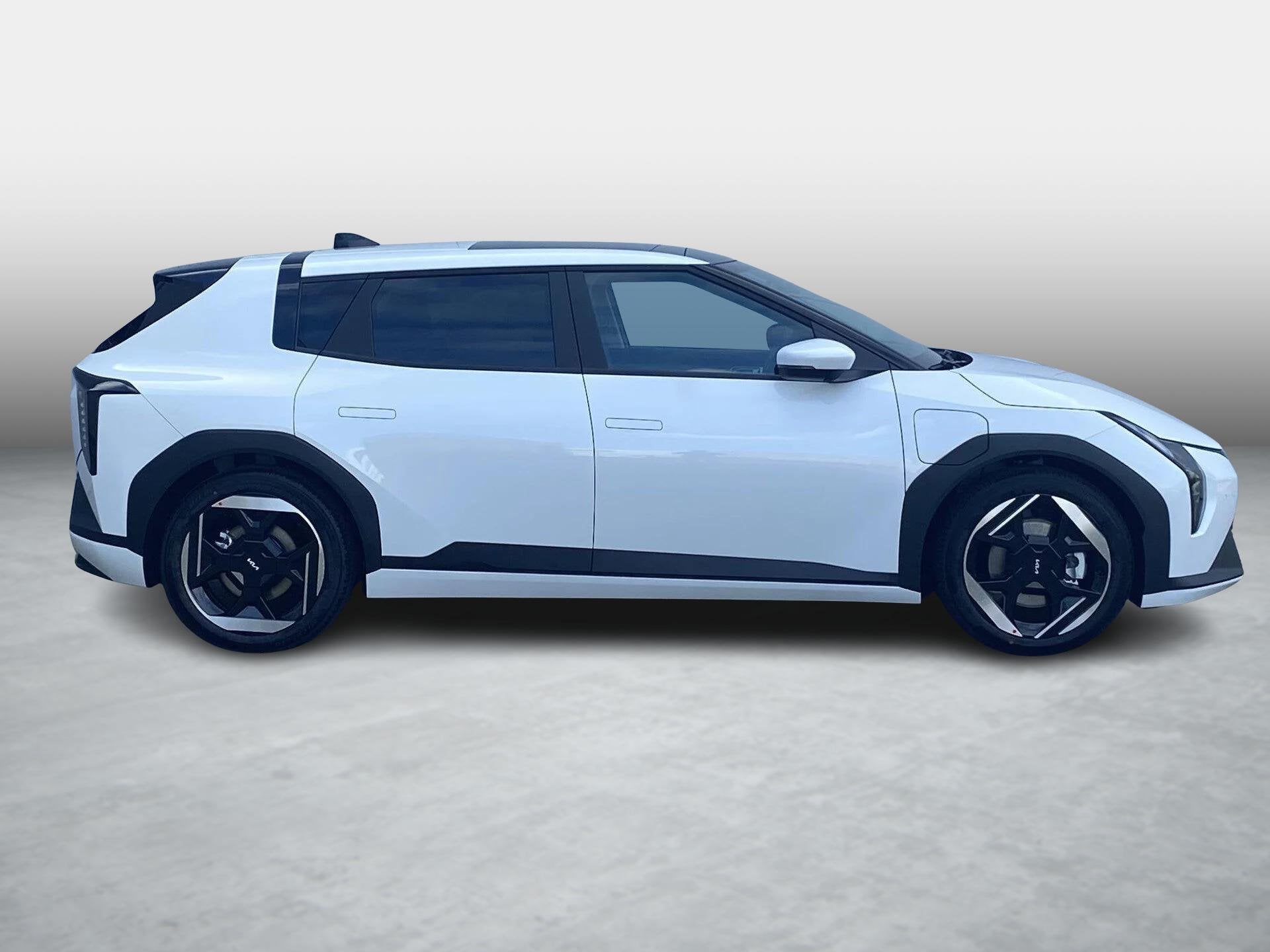 Kia EV4 Plus Advanced 81.4 kWh Exclusieve ACTIE! meerdere kl, Auto's, 81 kWh, Stof, 510 min, 594 km
