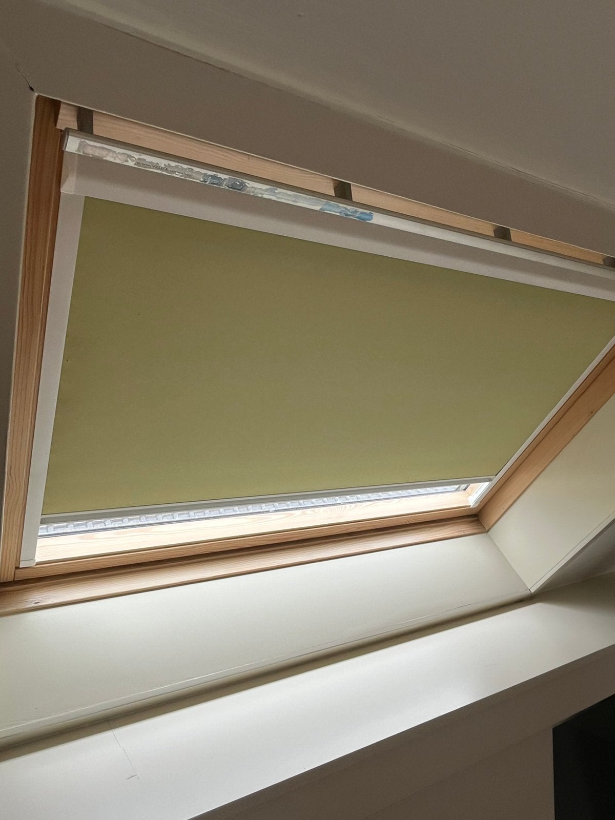 Rolgordijn verduisterend voor Velux dakraam, Ophalen of Verzenden, Gebruikt, Minder dan 100 cm