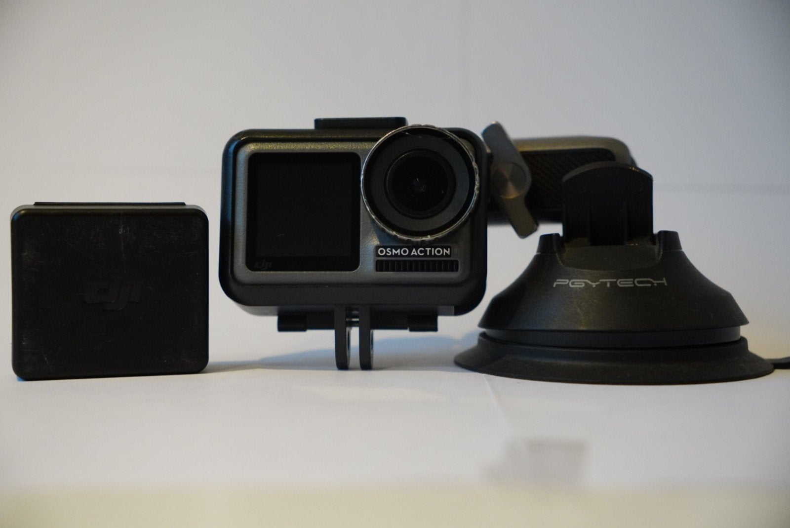 DJI Osmo Action + PGYTECH Suction Cup, Ophalen of Verzenden, Zo goed als nieuw, Overige merken
