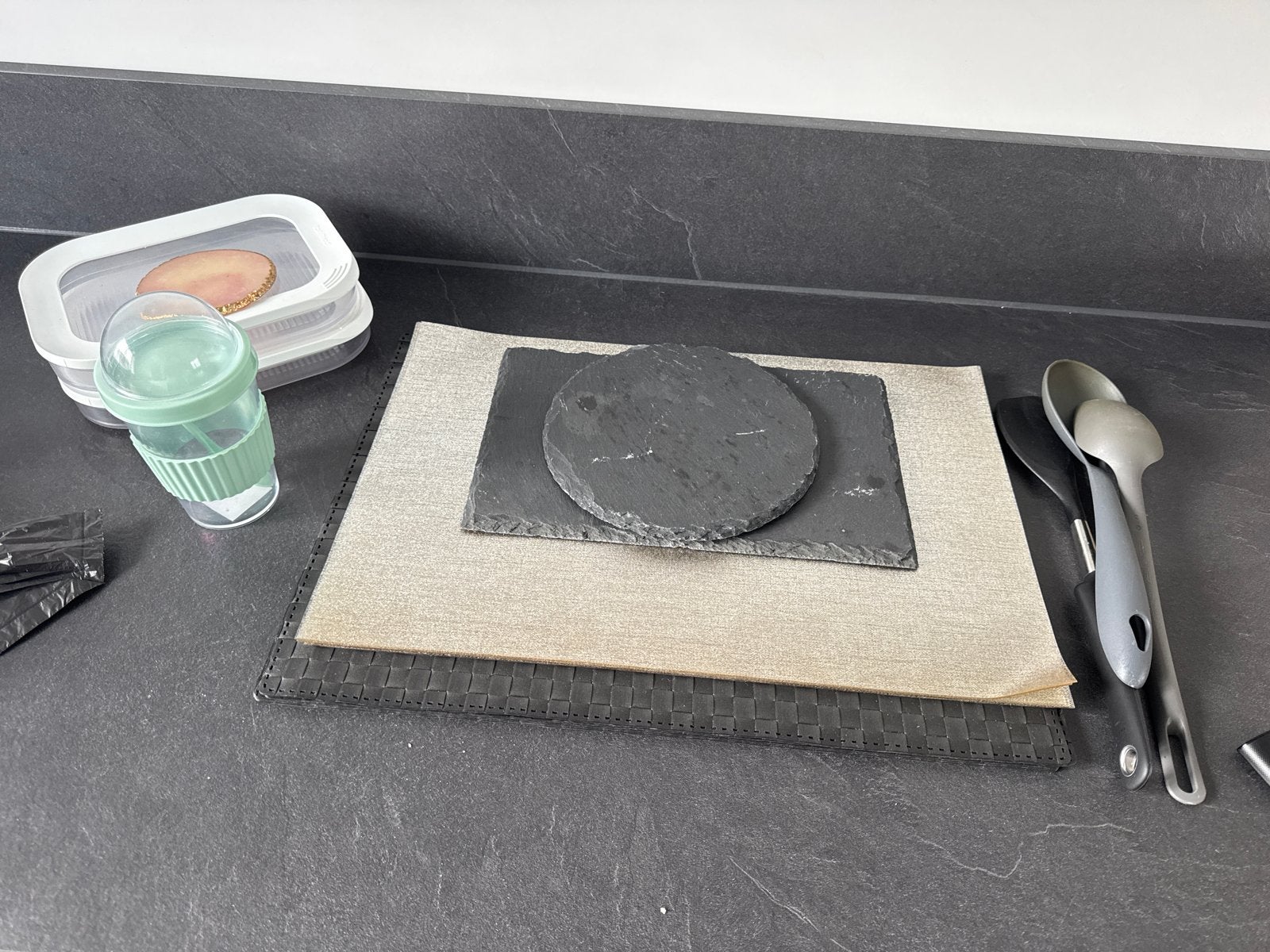 Gratis: 12 Placemats,spatel,onderzetter,dozen, musli b, Ophalen, Kunststof, Meerkleurig, Overige merken