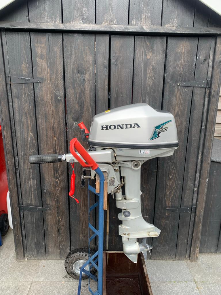 Honda 5 pk 4-takt buitenboordmotor start direct, Ophalen, Gebruikt