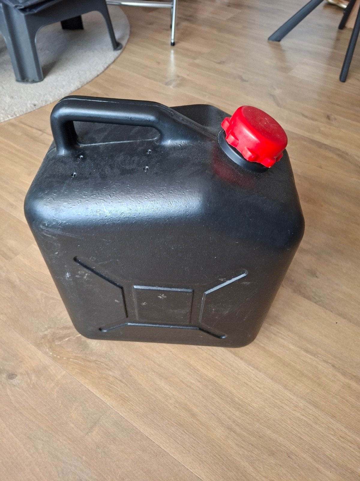 Camping jerrycan  23 liter, Ophalen