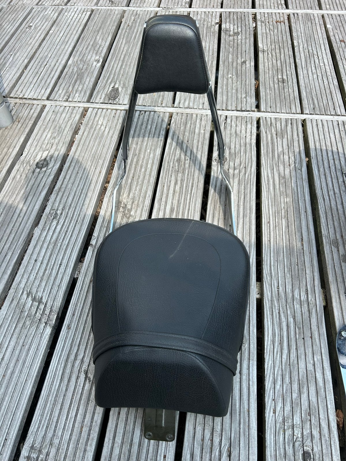 Originele Suzuki sissybar met buddyseat, Ophalen, Gebruikt