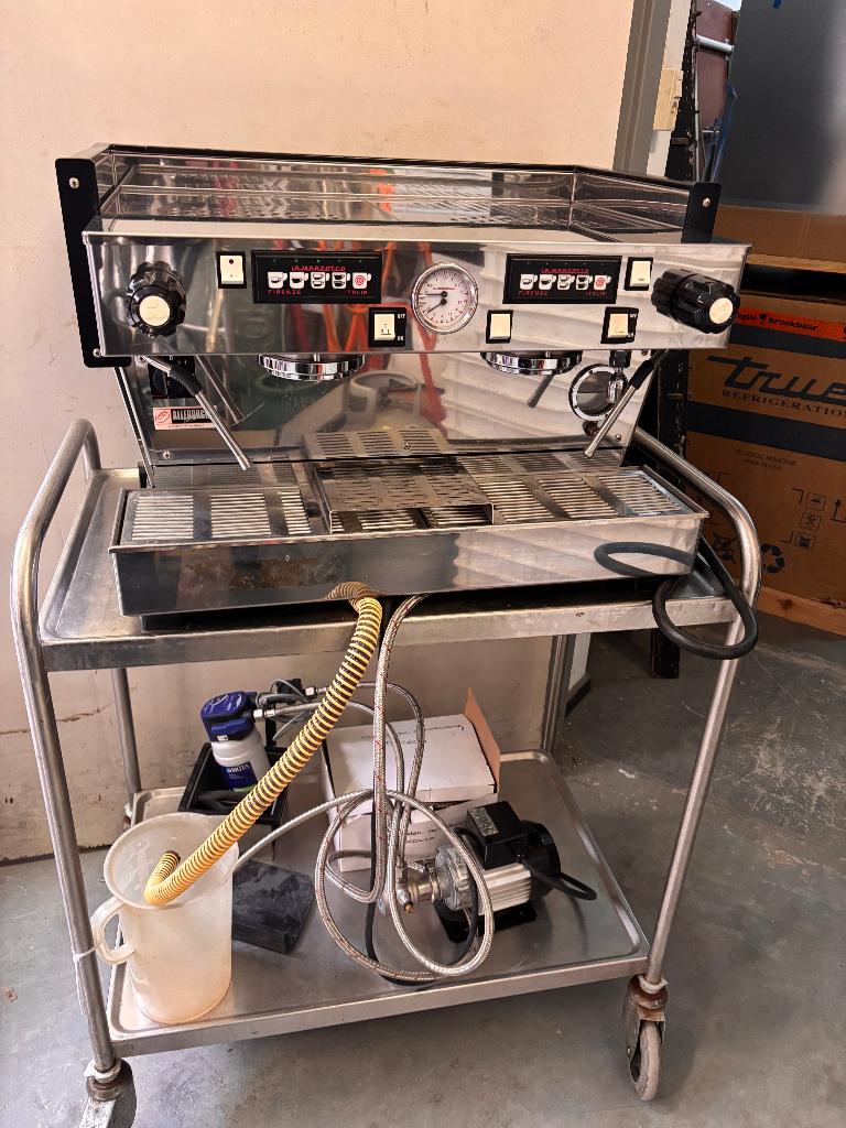 La Marzocco 2 groep VA-2 2019 380v Espressomachine, 10 kopjes of meer, Koffiemachine, Zo goed als nieuw, Ophalen