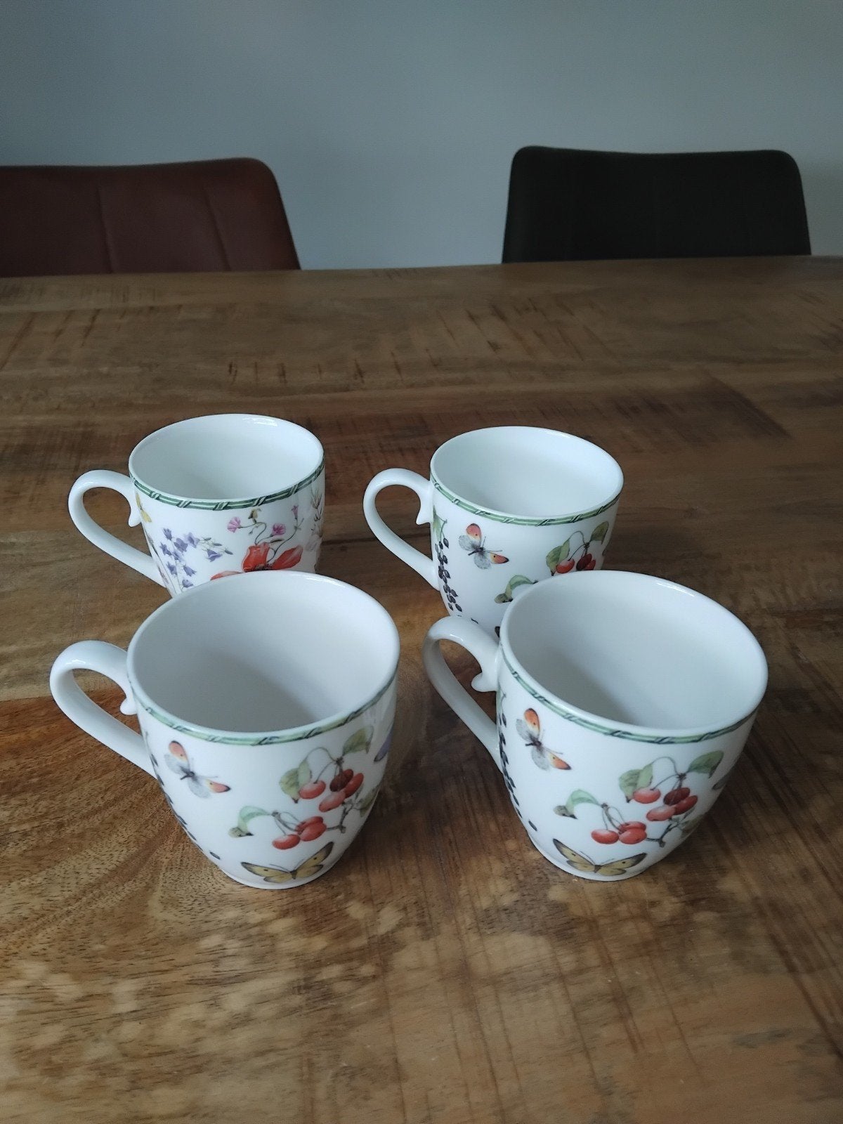 Janneke Brinkman Koffie/Thee Mokken Set Fruit & Wild Garden, Ophalen of Verzenden, Zo goed als nieuw, Modern, Kop(pen) en/of Schotel(s)