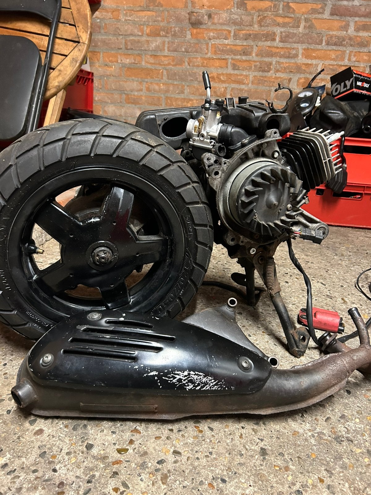 Zip 70cc 2t blok te koop moet snel weg, Fietsen en Brommers, Brommeronderdelen | Scooters, Ophalen, Zo goed als nieuw, Blok, Piaggio