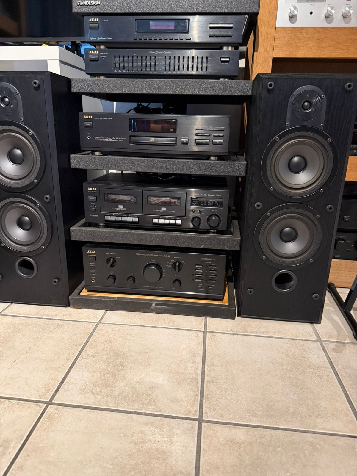 AKAI VINTAGE HIFI SET + B&W DS3 RETRO HI-FI OP Z’N BEST!, Ophalen, Zo goed als nieuw, Cd-speler, Akai