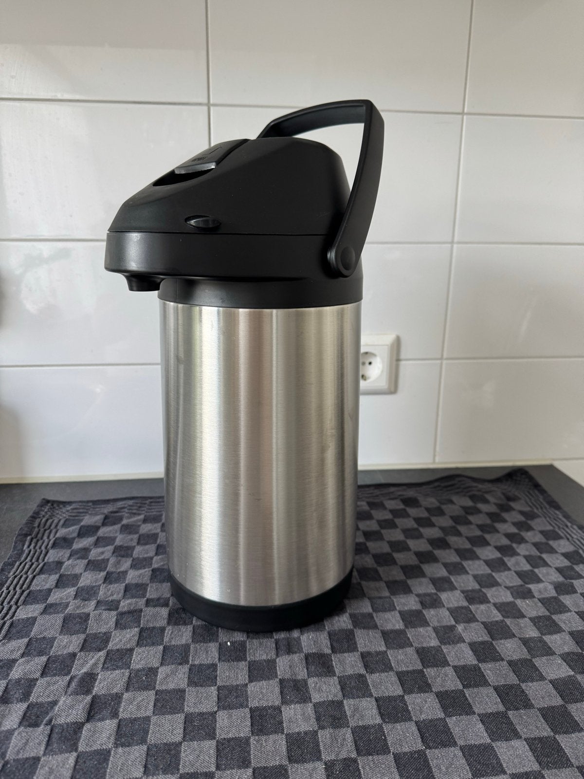 Emsa Theepot/Thermoskan - 3 Liter RVS/Zwart, Theepot/fluitketel, Gebruikt, Zilver, Ophalen of Verzenden