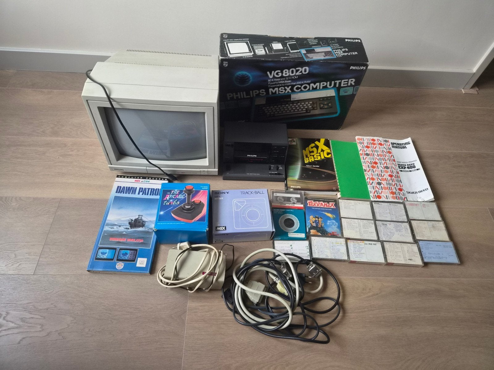 Philips MSX pakket met beeldscherm, boeken en games, Ophalen
