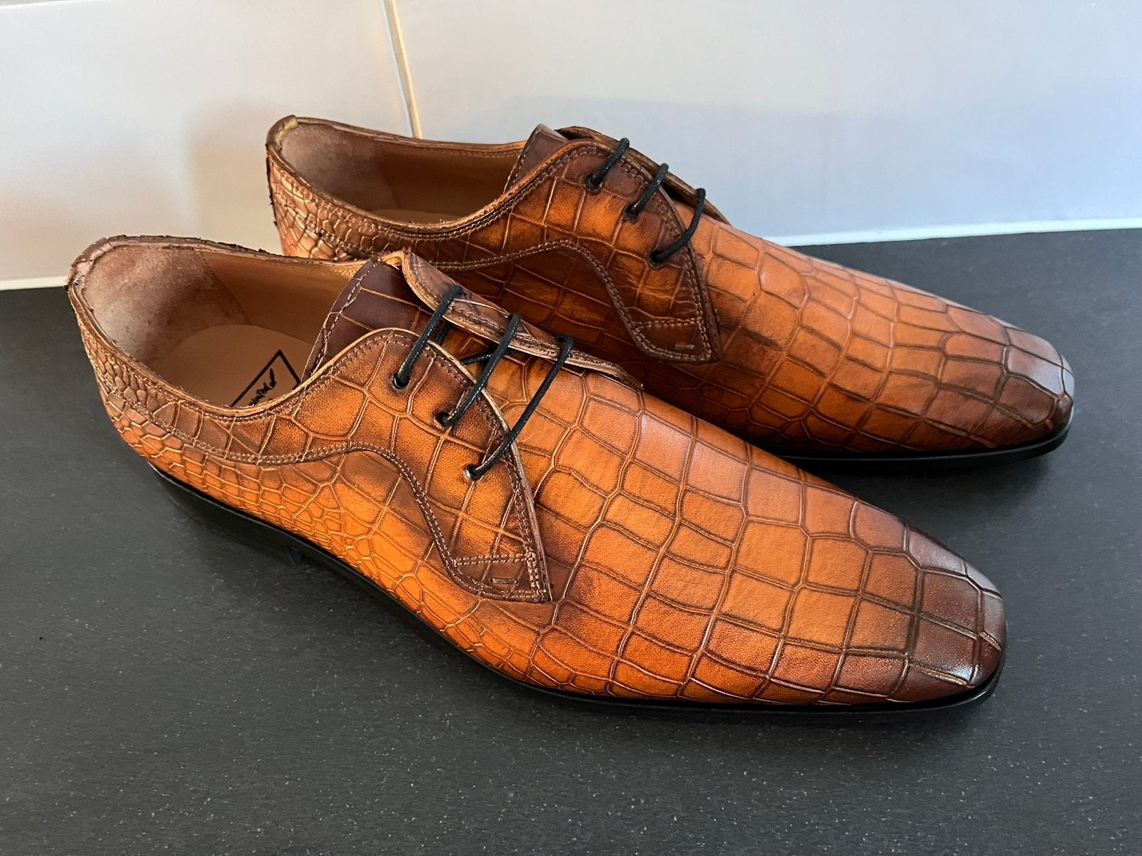 Handpainted herenschoenen maat 43 nieuw in doos, Kleding | Heren, Schoenen, Overige kleuren, Handpainted, Handpainted, Nieuw