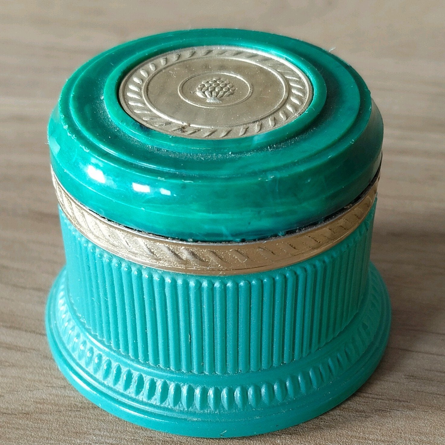 Vintage Avon Elegance Cream Sachet Groen/goud glazen potje, Verzenden, Gebruikt, Overige typen