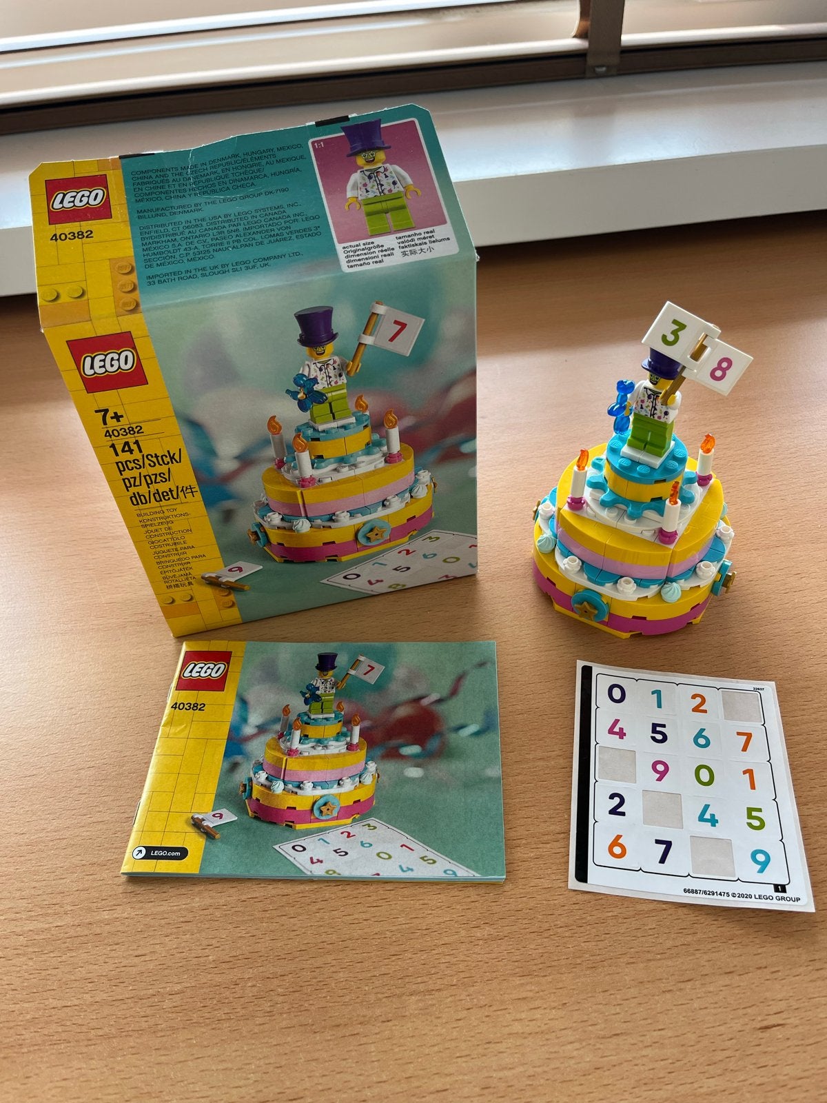 Lego 40382 Verjaardagstaart - 100% compleet, zo goed als nie, Ophalen of Verzenden, Zo goed als nieuw, Lego