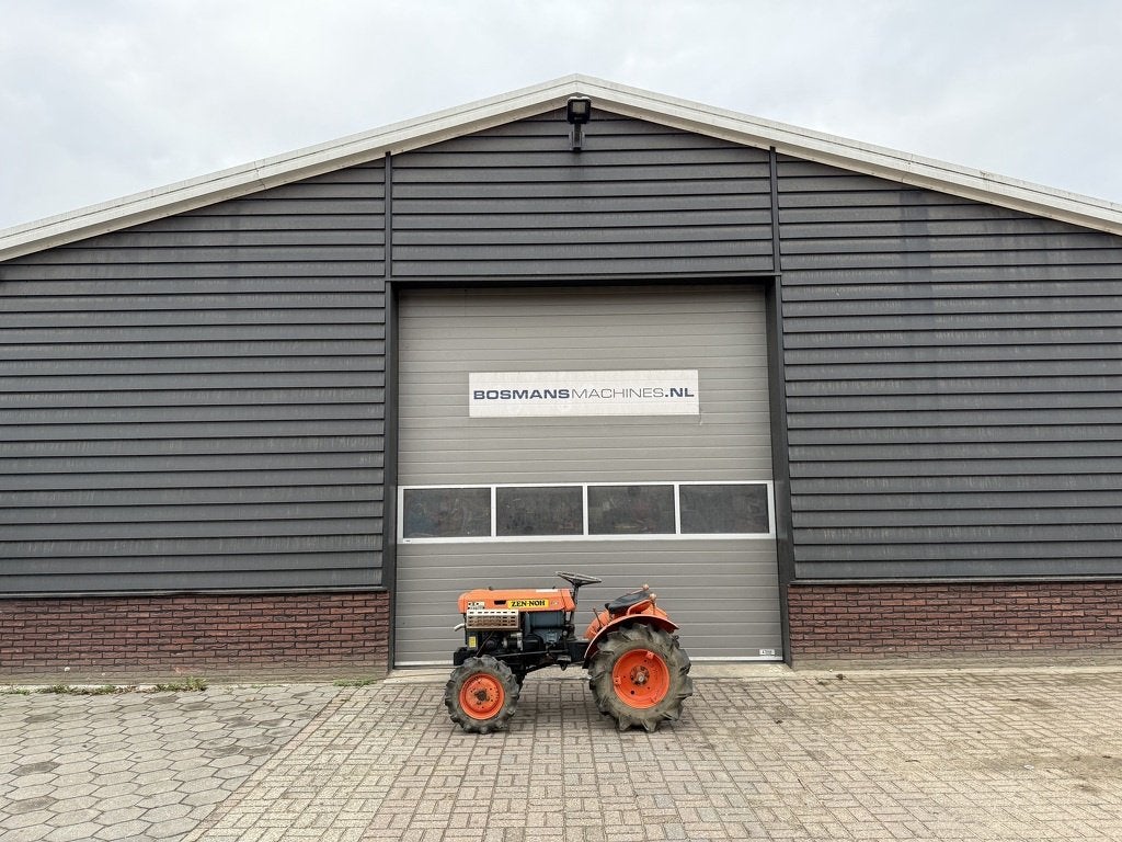 Kubota B7000 4WD minitractor, Zakelijke goederen, Agrarisch | Tractoren, Overige merken, Gebruikt, Kubota Hol, Kbt_g.eu_market_surveillance@kubota.com