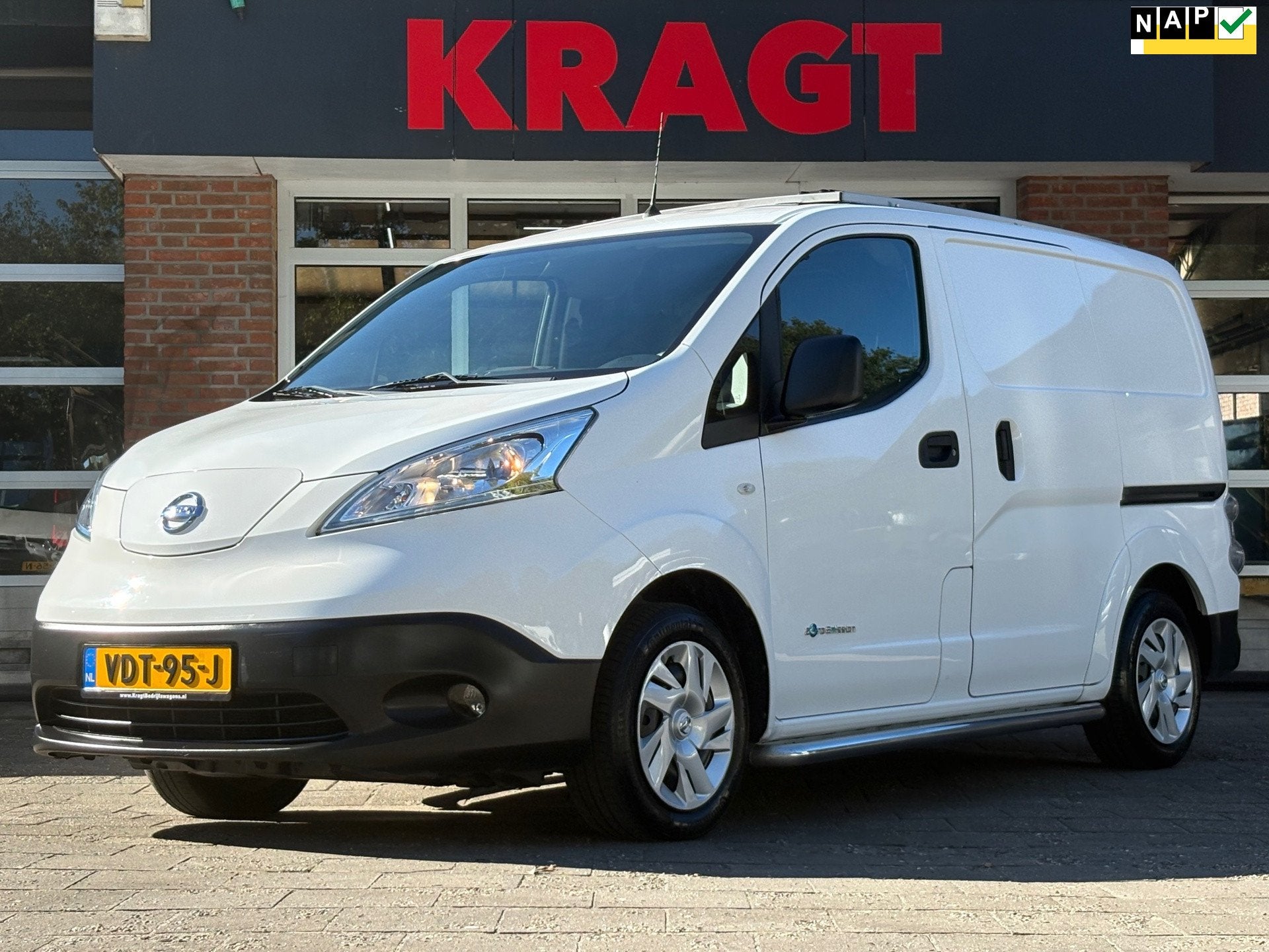 Nissan E-NV200 Optima 40 kWh|88%SOH|koel /vries|zonnepaneel|, Auto's, Dealer onderhouden, Gebruikt, Zwart, Origineel Nederlands
