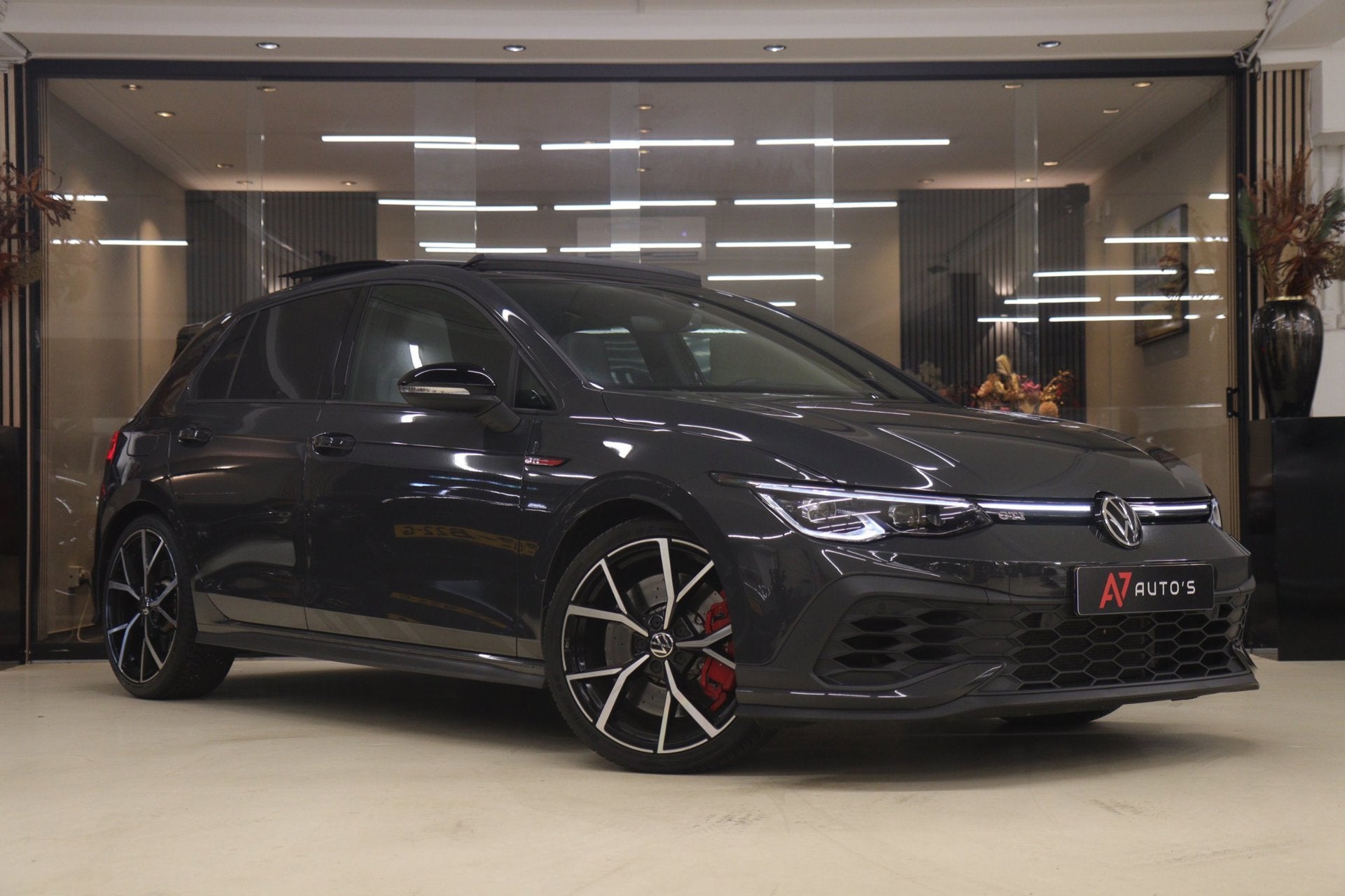 Volkswagen Golf 2.0 TSI GTI CLUBSPORT/NURBURGRING/PANO/IQ-LI, Auto's, Volkswagen, Gebruikt, Euro 6, 4 cilinders, 1984 cc