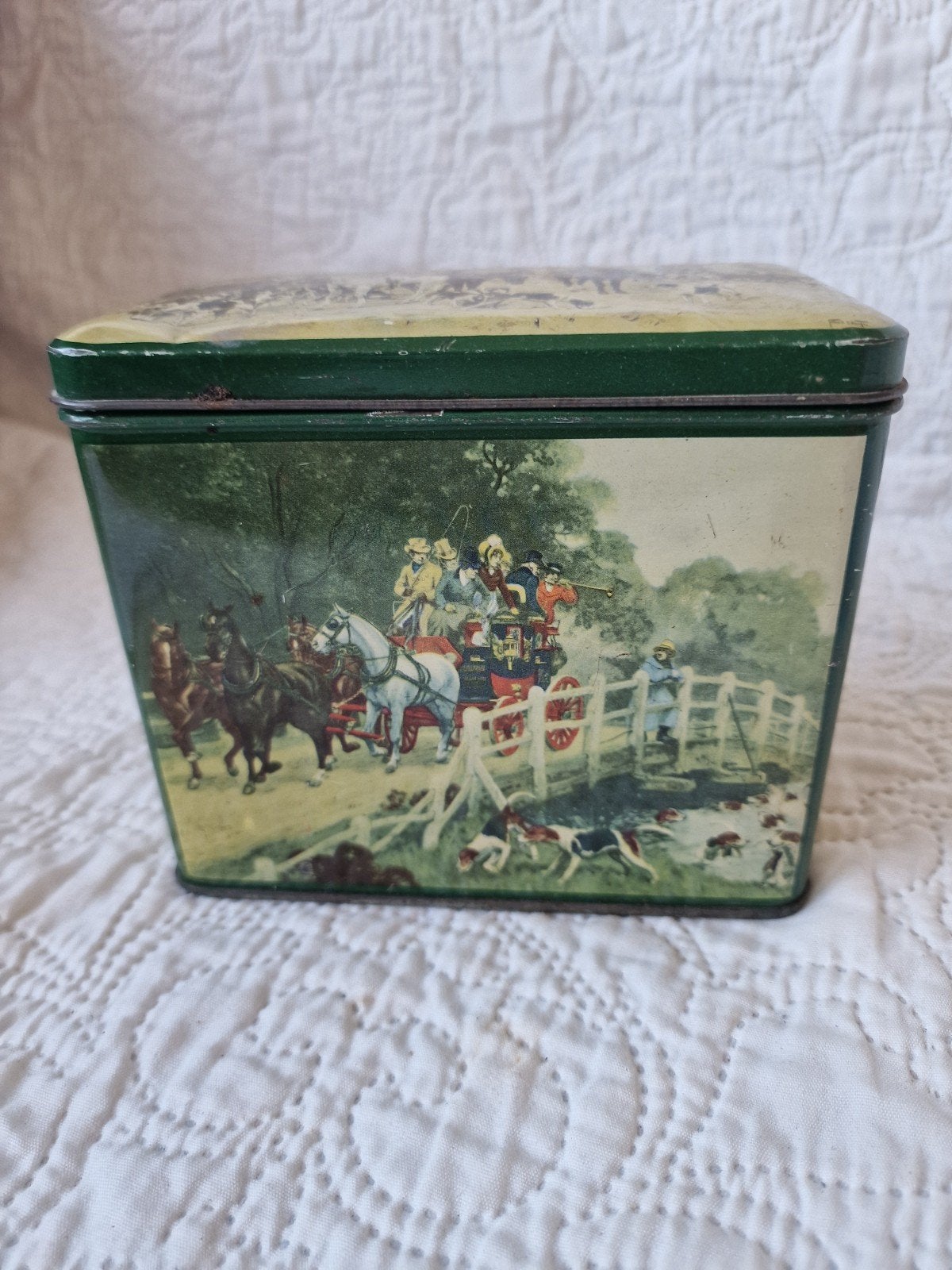 Vintage blikken trommel met jachttaferelen, Verzamelen, Blikken, Ophalen of Verzenden, Gebruikt, Koek(jes), Overige merken