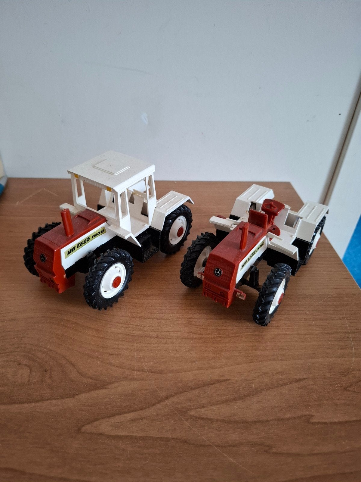 Britains witte mbtracs voor onderdelen, Ophalen of Verzenden, Gebruikt, Tractor of Landbouw, Britains