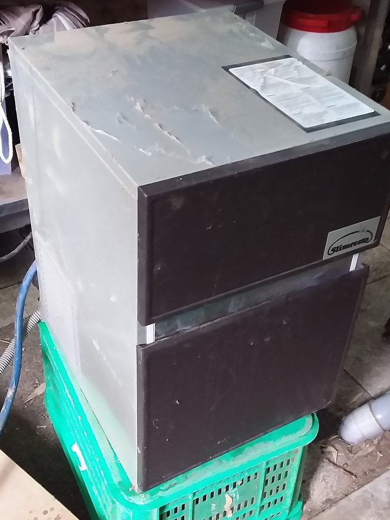IJsblokjesmachine, Ophalen, Gebruikt, Zelfvriezend