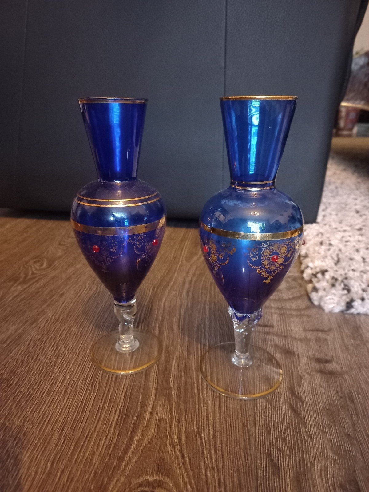 Set van 3 glazen vazen, rood en blauw, Antiek en Kunst, Antiek | Vazen, Ophalen of Verzenden