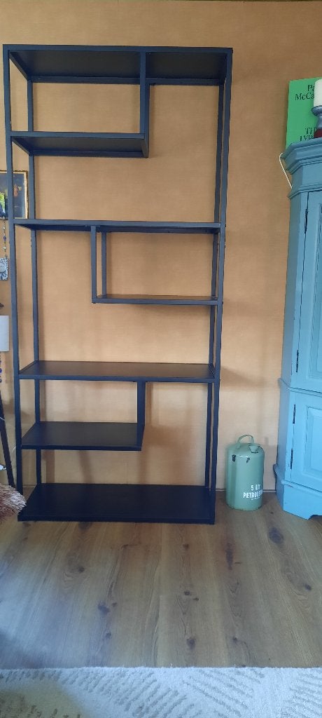 Zwart metalen boekenrek, Ophalen, Zo goed als nieuw, Metaal, 150 tot 200 cm