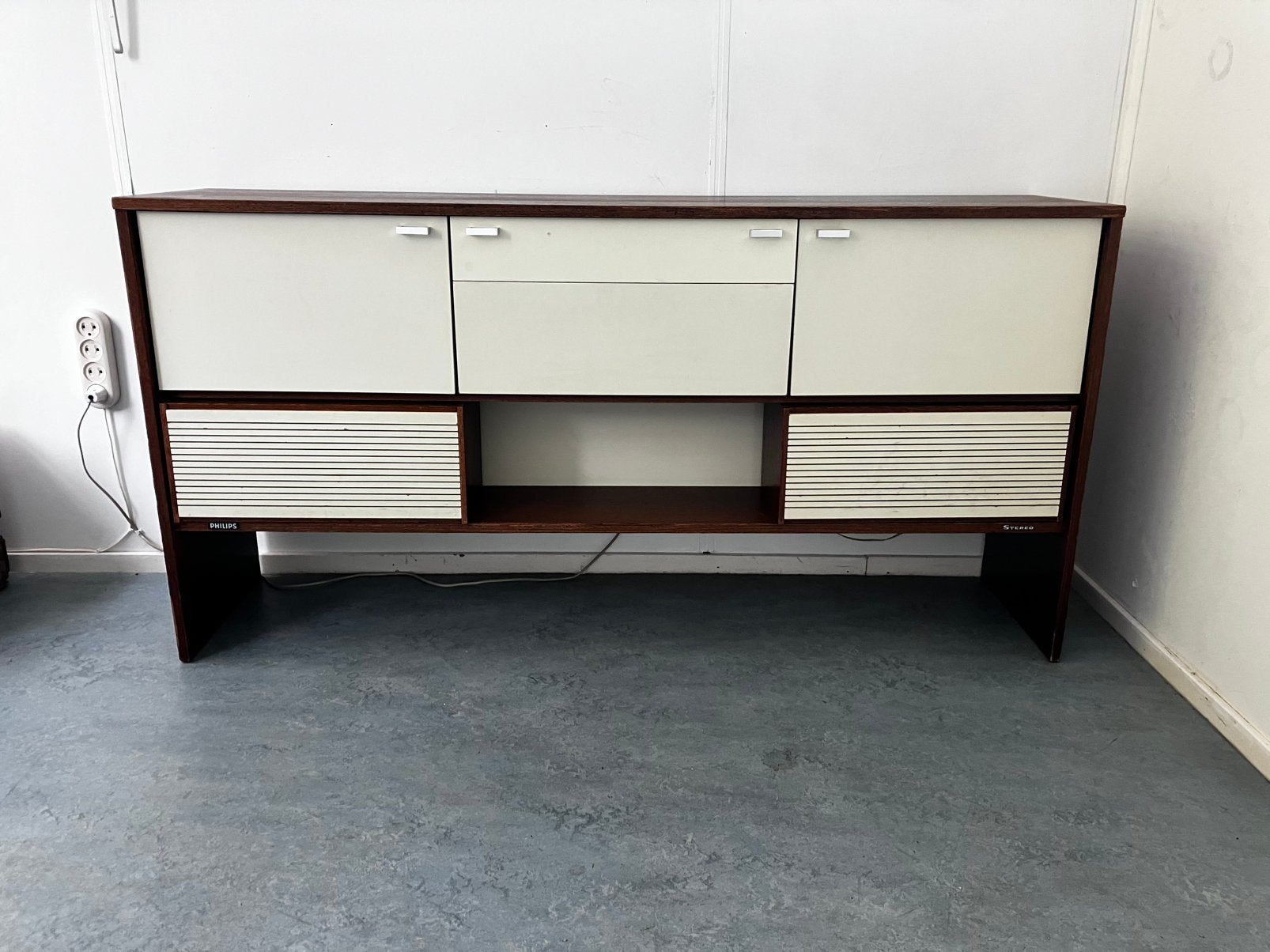 Vintage stereomeubel phillips radio en platenspeler, Ophalen, Gebruikt, 25 tot 50 cm, 100 tot 150 cm
