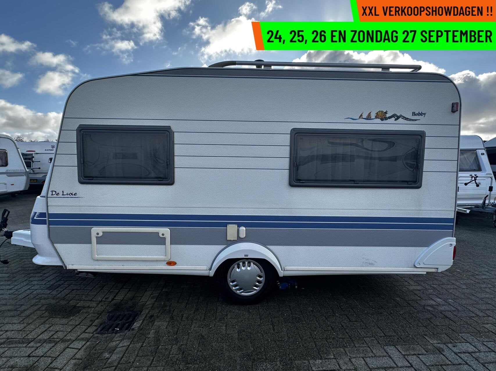 Hobby 400 SF DE LUXE DWARSBED,TOILET,TREINZIT, FIETSENDRAGER, Mover, Hobby, Bedrijf, 750 - 1000 kg