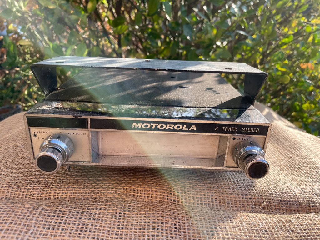 8 Track stereo speler van Motorola type P8MPJX-3., Auto diversen, Autoradio's, Ophalen of Verzenden, Zo goed als nieuw