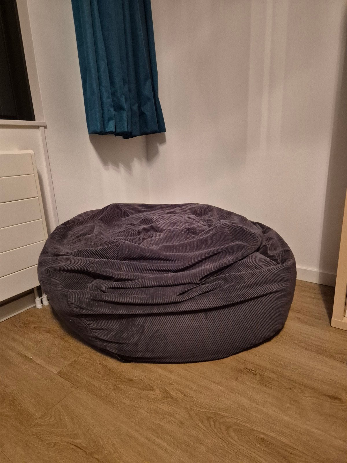 Lebel zitzak, diameter 115cm, zo goed als nieuw, Ophalen, Zo goed als nieuw, Grijs, Zitzak