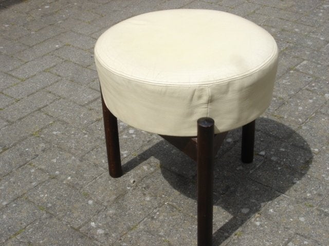 Twee Vintage Duits en Deens krukjes / taboeret jaren 60, Ophalen of Verzenden, Gebruikt, Overige materialen